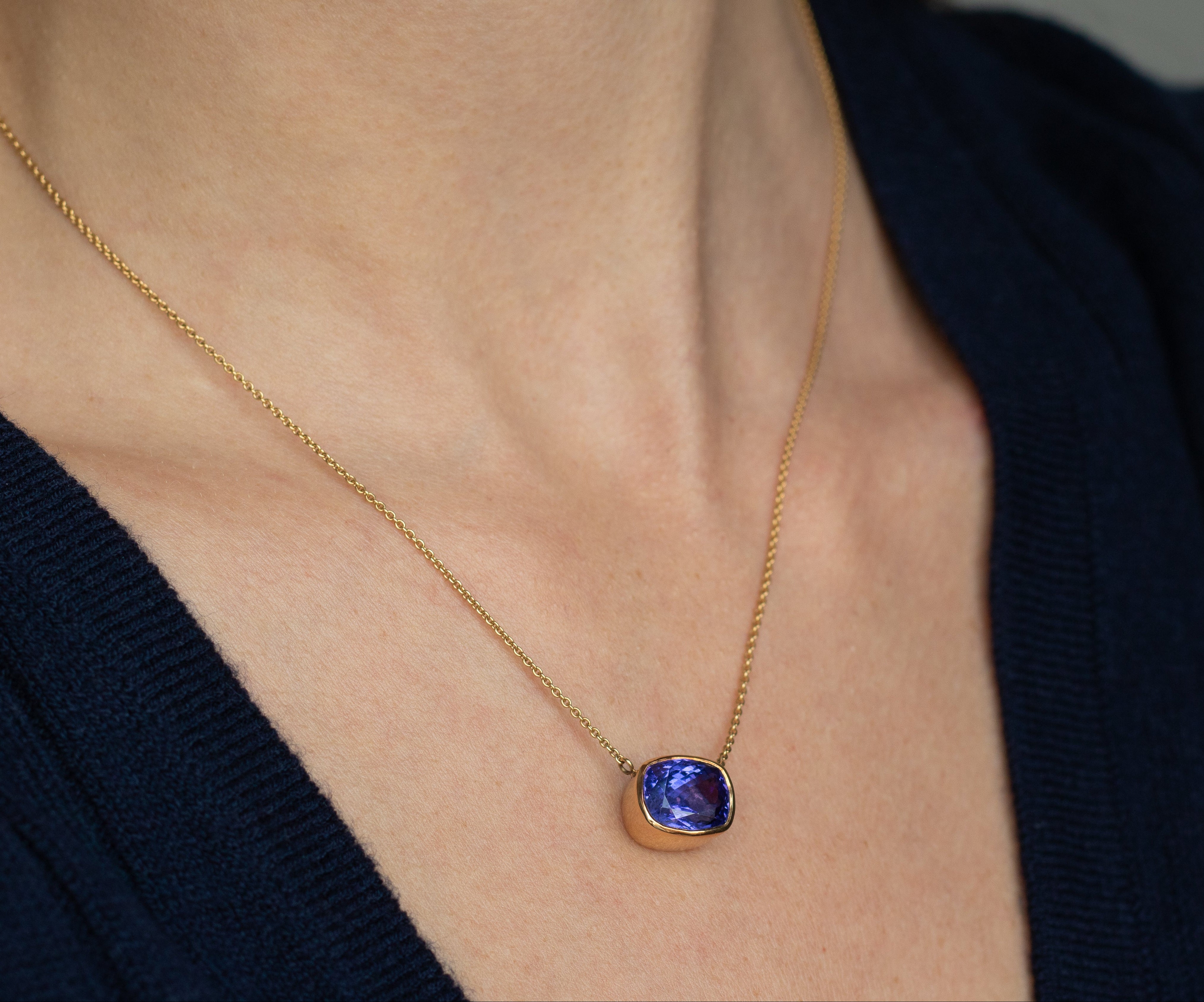 5.34ct Cushion Tanzanite Gemstone Pendant in 18ct Yellow Gold made in dublin by Butler & Rose Jewellers